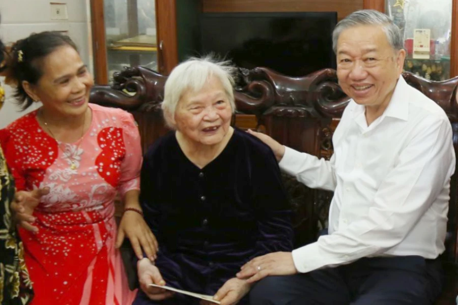 Tong-Bi-Thu-To-Lam (4).jpg