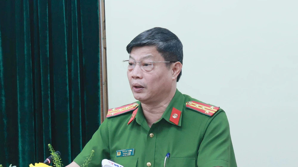 gia-mao-trong-cong-tac (2).jpg