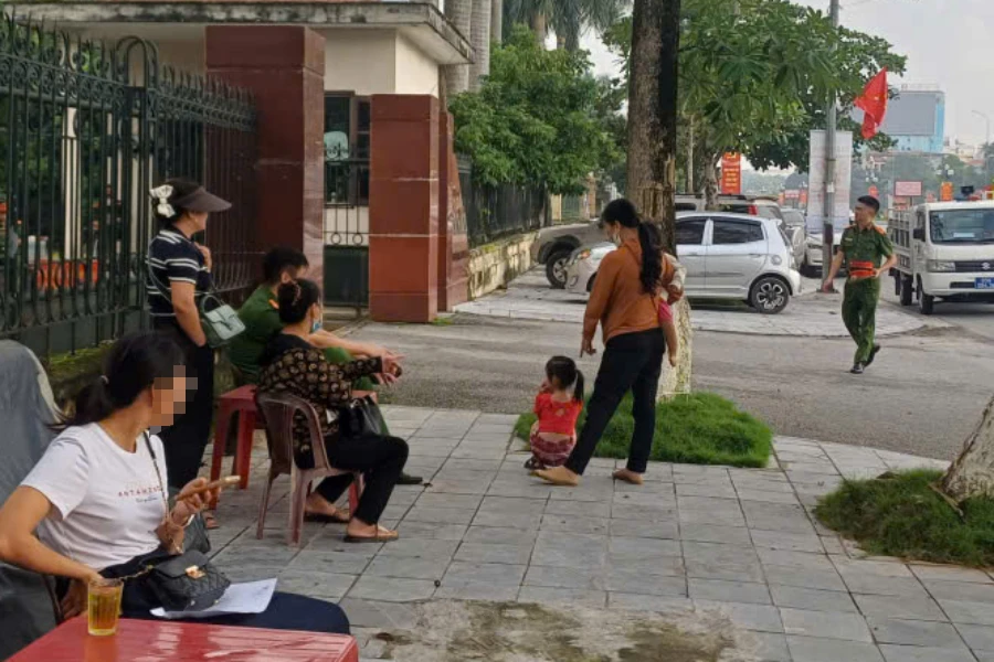 Phúc thẩm vụ gà lôi trắng: Bị cáo Thái Khắc Thành đã có mặt tại tòa