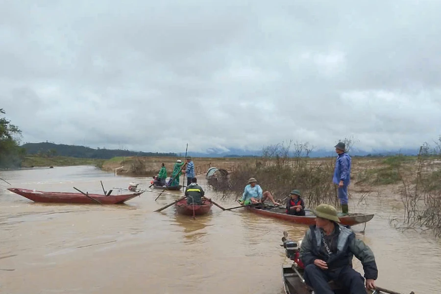 mất tích trên sông (2).jpg