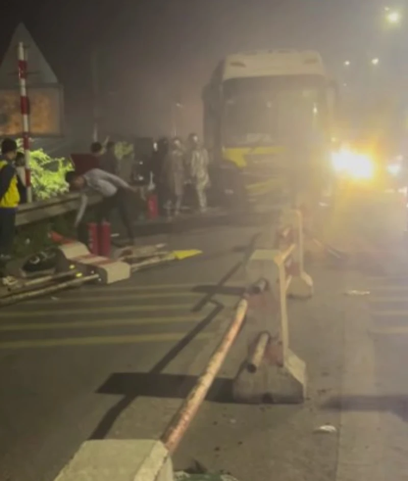 cầu Thanh Trì (3).jpg