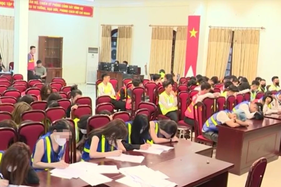 Tạm giữ 18 người (2).jpg