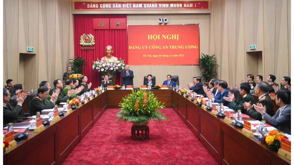 Đảng ủy Công an Trung ương.jpg