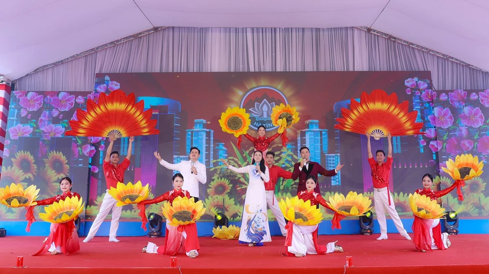 Nhà máy thép VinMetal (2).jpg