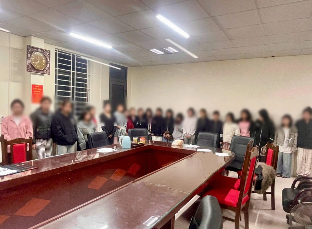 mua bán người dưới 16 tuổi.jpg