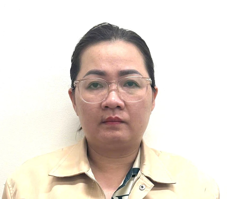 Nguyễn Thụy Saly.jpg