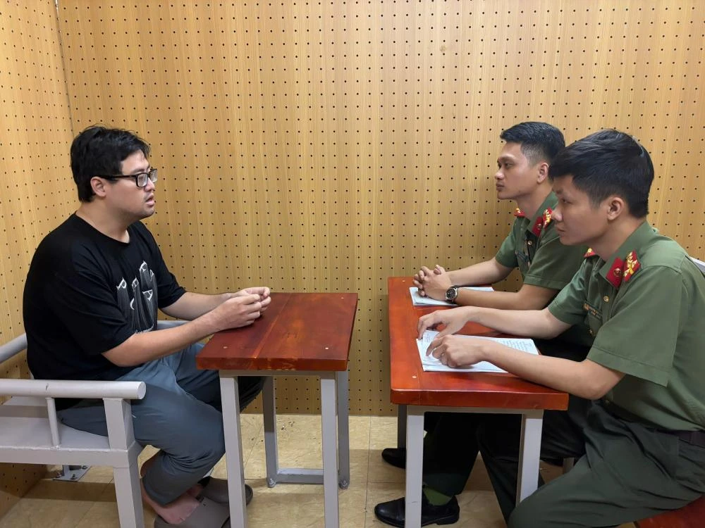 Huynh-Cong-Danh.jpg