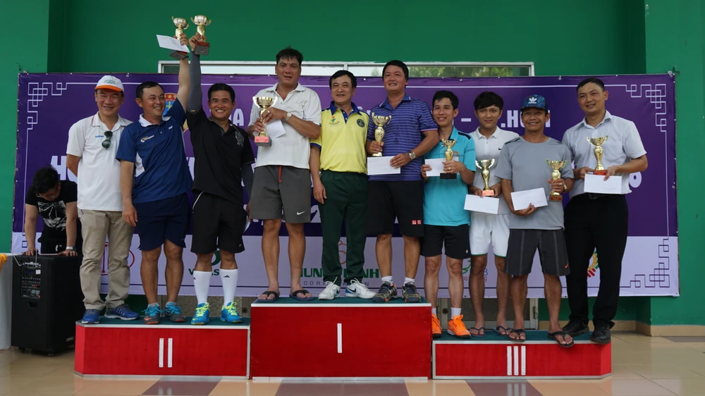 Toà án quận 5 tổ chức Hội thao truyền thống