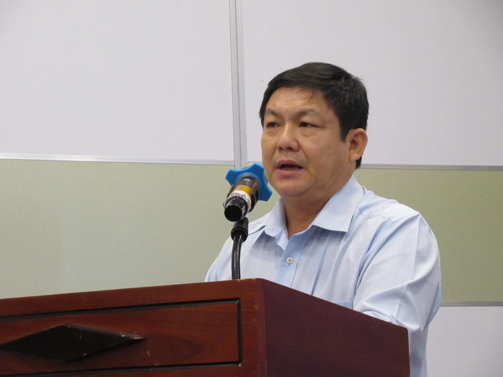 Ông Huỳnh Tấn Đạt (Giám đốc Trung tâm TGPL Nhà nước TP. HCM) tại hội thảo. Ảnh: YC