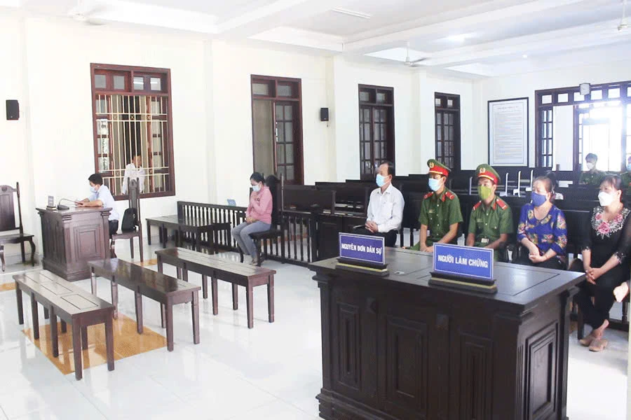 xét xử vắng mặt