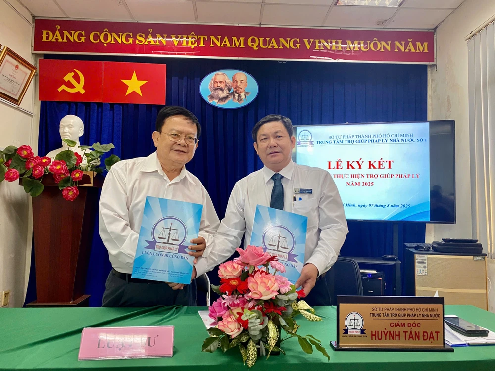 trợ giúp pháp lý