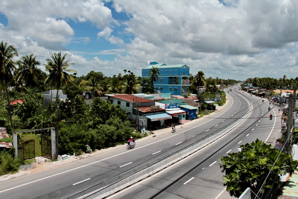 Từ 14-4, ô tô qua QL1 đoạn Cần Thơ - Phụng Hiệp phải nộp phí ảnh 1