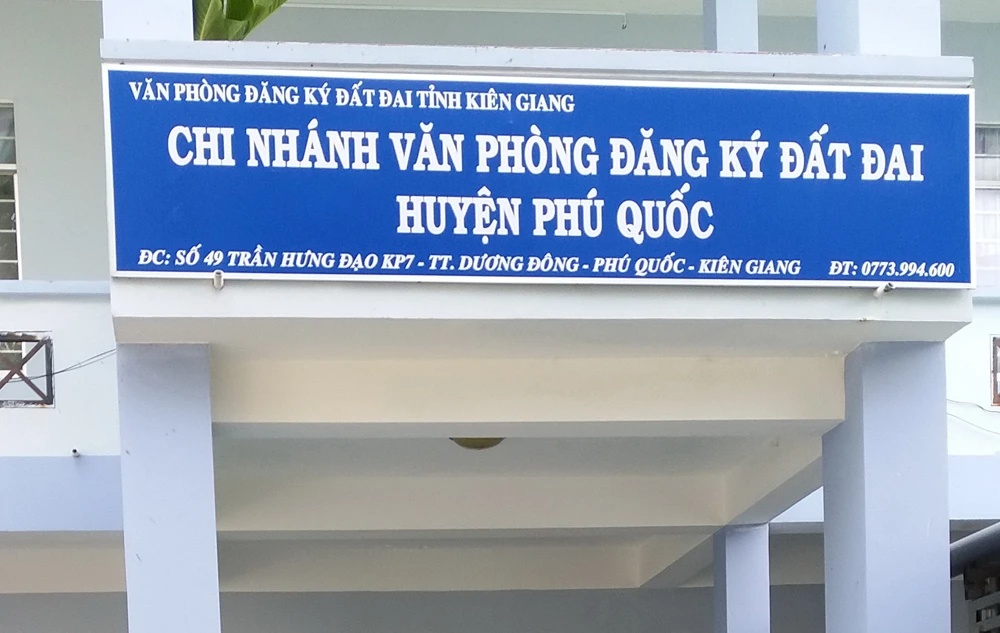 Nguyên kế toán Văn phòng đăng ký đất Phú Quốc bị bắt ảnh 1