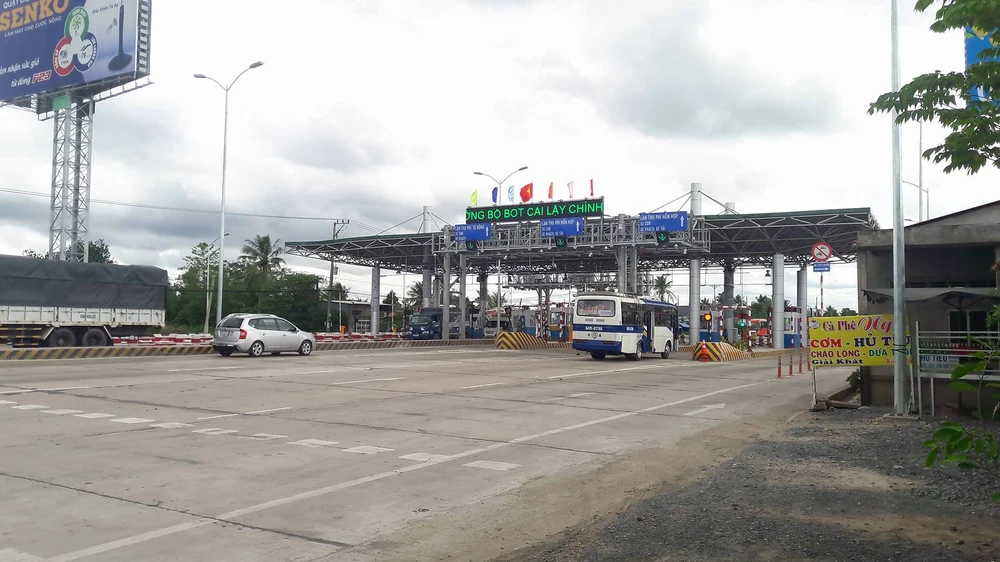Không cấm báo chí tác nghiệp ở trạm BOT Cai Lậy ảnh 1