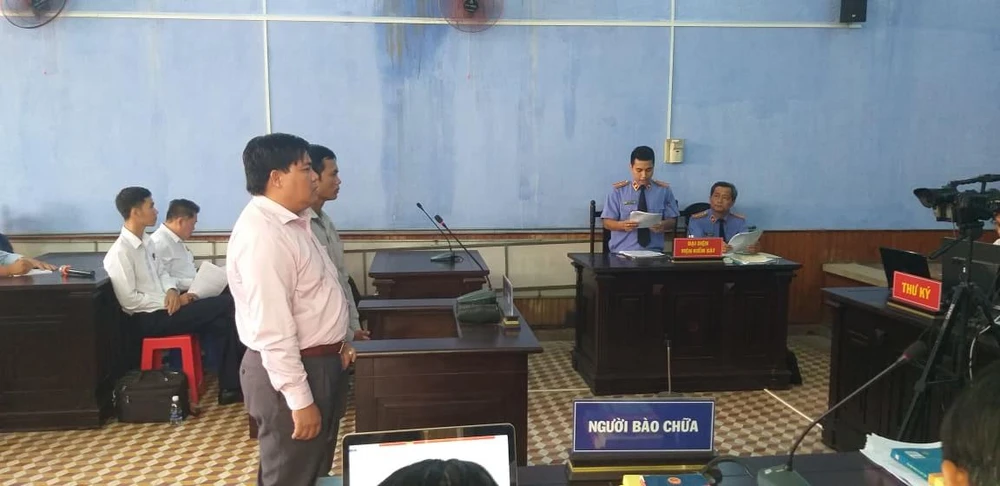 Xử cựu chi cục phó QLTT: Làm theo Luật hay theo Thông tư? ảnh 2