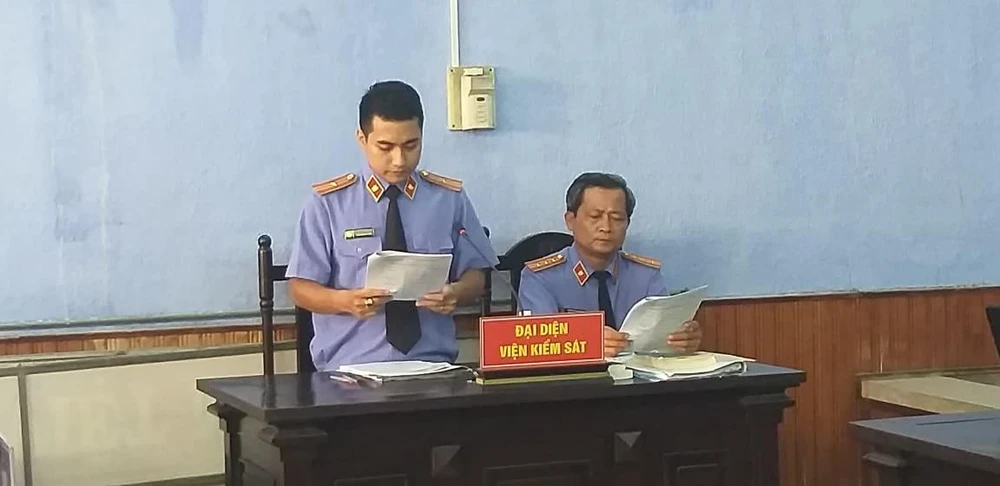 Xử cựu chi cục phó QLTT: Làm theo Luật hay theo Thông tư? ảnh 3