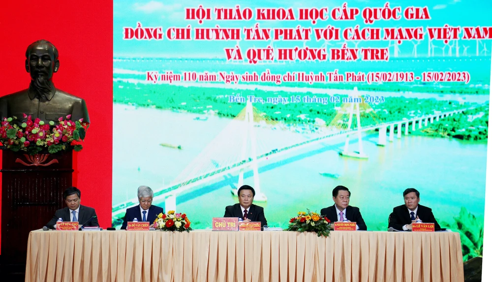 Hội thảo khoa học cấp quốc gia với chủ đề “Đồng chí Huỳnh Tấn Phát với cách mạng Việt Nam và quê hương Bến Tre” diễn ra sáng 15-2 tại Bến Tre thu hút gần 50 tham luận. Ảnh: CHÂU THÀNH