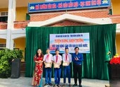 Trao huy hiệu 'Tuổi trẻ dũng cảm' cho 3 em cứu người đuối nước