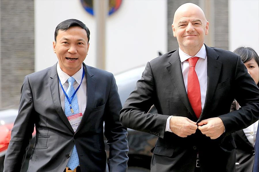 Chủ tịch VFF Trần Quốc Tuấn và Chủ tịch FIFA Gianni Infantino. Ảnh: VFF