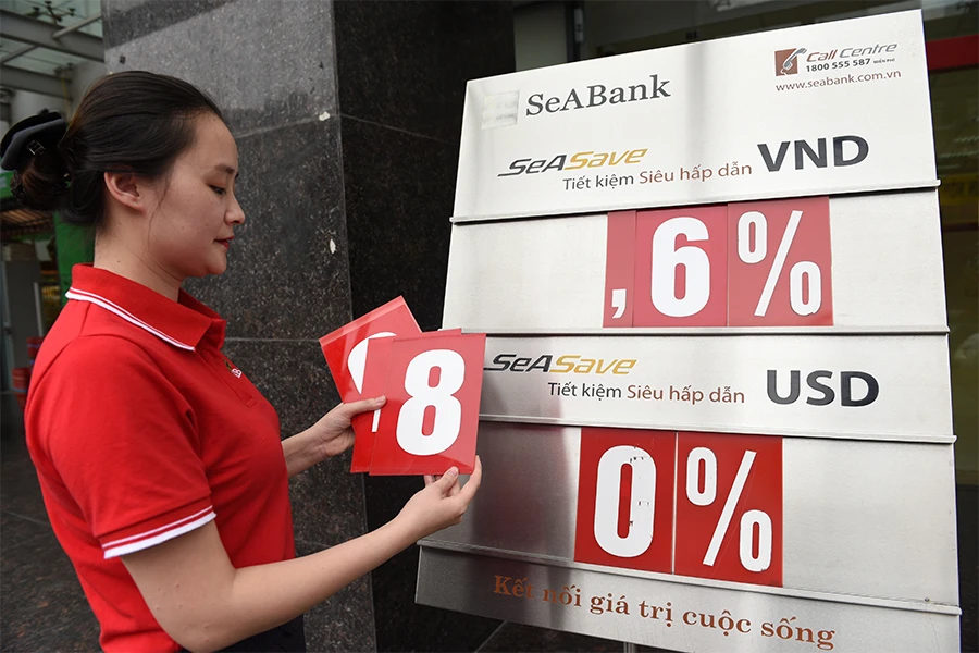 Phó Thủ tướng yêu cầu Ngân hàng Nhà nước thiết lập mặt bằng lãi suất huy động hợp lý. Ảnh: PM