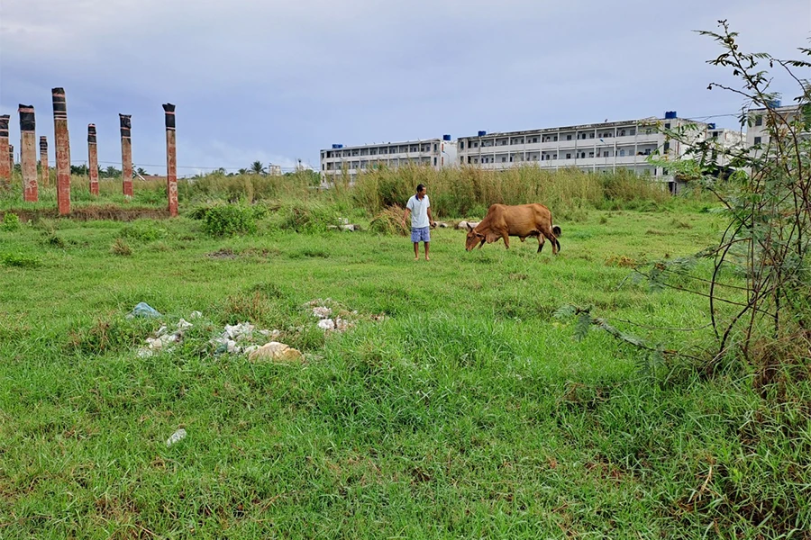 Khu vực dự án đã bỏ hoang nhiều năm. Ảnh: ĐÔNG HÀ