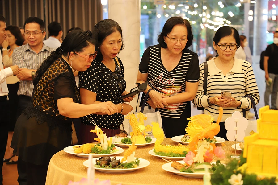 Để ẩm thực nâng tầm du lịch TP.HCM ảnh 1