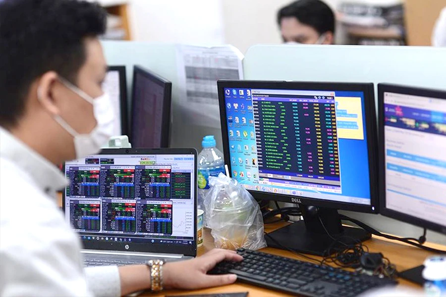 Chỉ trong tháng 7, thị trường có thêm 150.619 tài khoản chứng khoán mở mới. Ảnh: H.GIANG