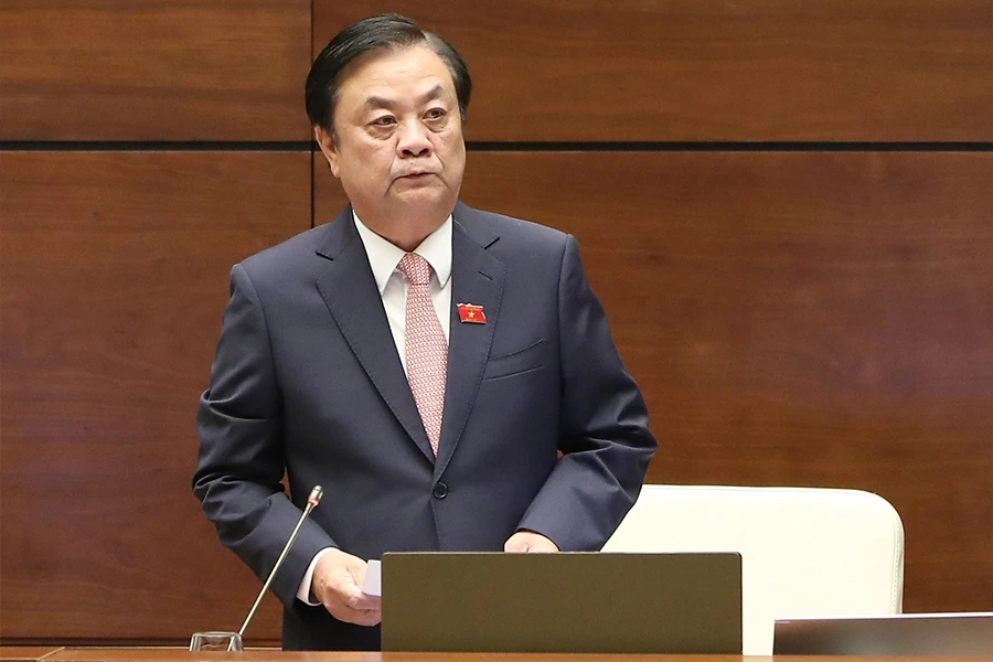 Bộ trưởng Bộ NN&amp;PTNT Lê Minh Hoan tại phiên chất vấn. Ảnh: PHẠM THẮNG