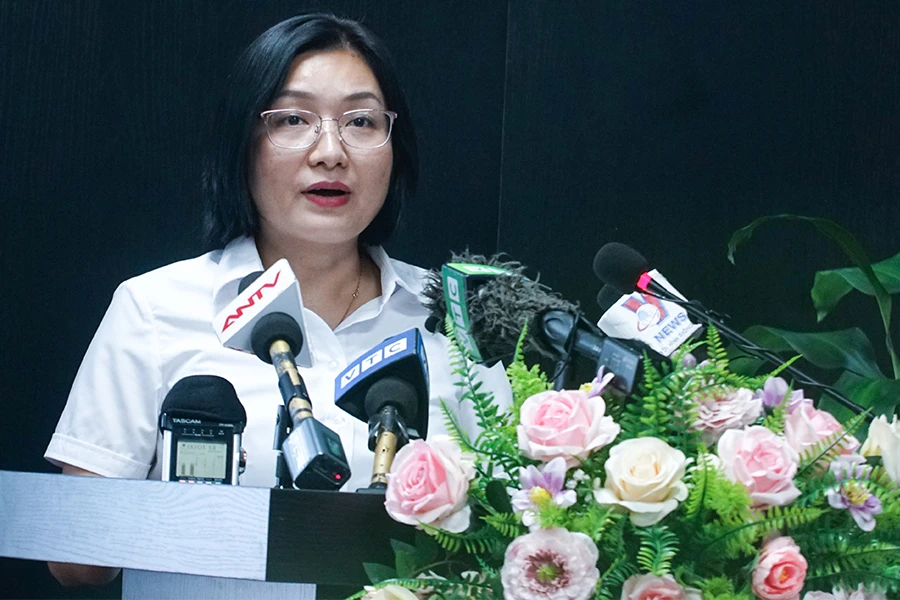 Bà Lâm Thị Mai Anh, Giám đốc VPA, phát biểu tại buổi thông tin với báo chí. Ảnh: PHI HÙNG