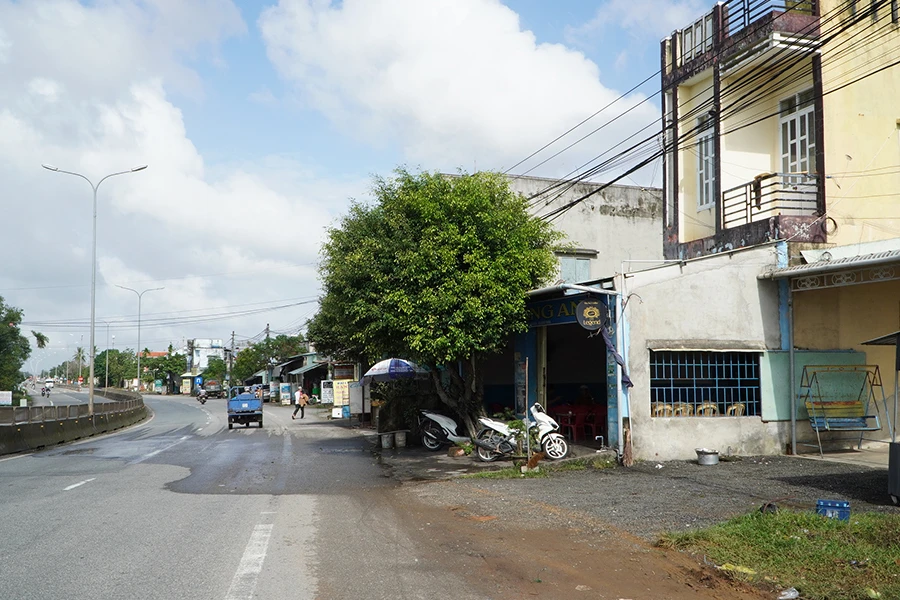 chờ tái định cư