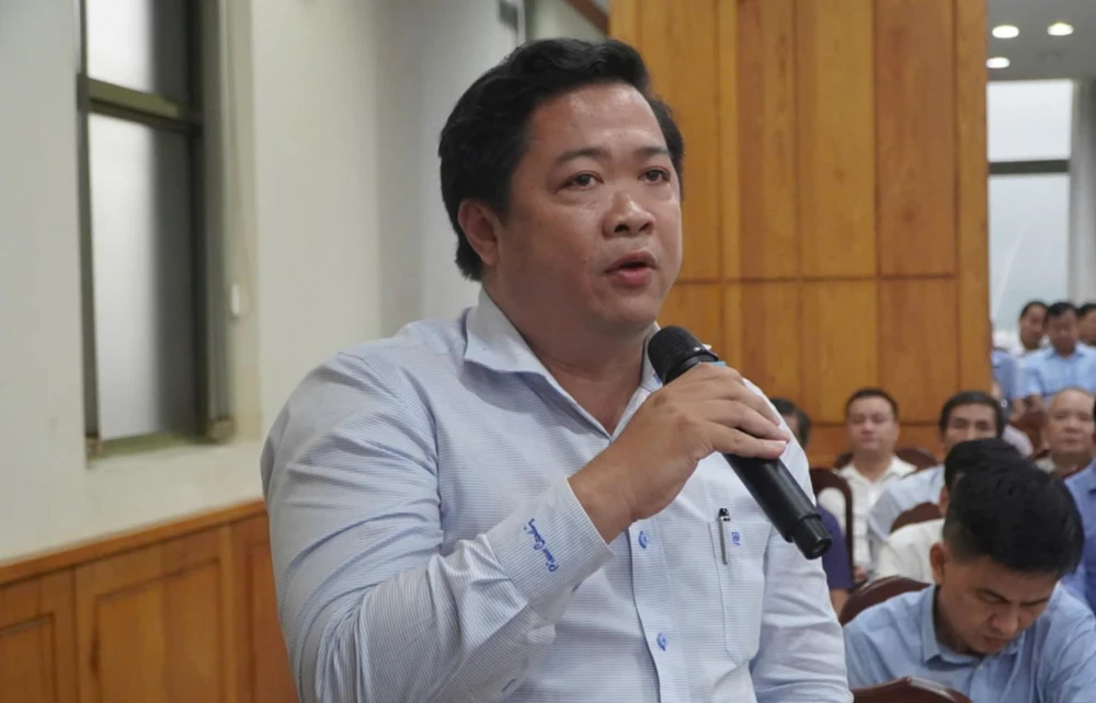 P12_chan trang_h1_NGUYEN THAI VINH NGUYEN.jpeg