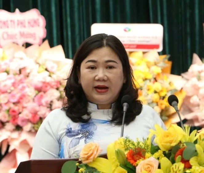 P13_Cot phai_h6_LUONG THI HONG DIEP.jpeg