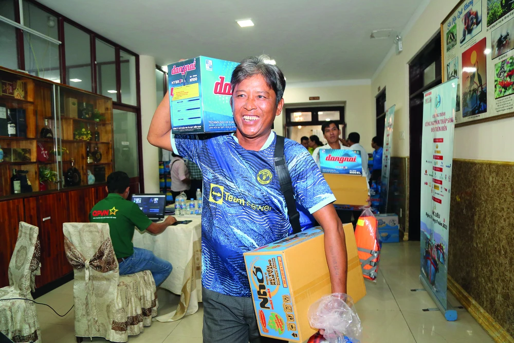 P2021_Cot phai_h6.jpg