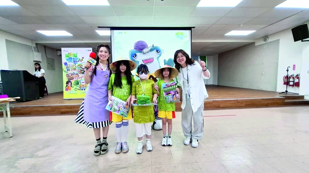 p38-so dac biet-Dai Loan 2.jpg