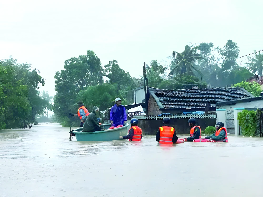 Năm 2025, nhiều địa phương hứng chịu lũ lớn, ảnh hưởng nghiêm trọng đến đời sống người dân