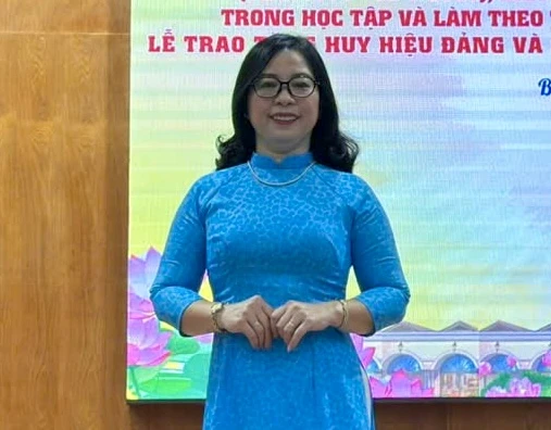 P3_1705-Chan trang_h1_BUI THI THUY HIEN.jpeg