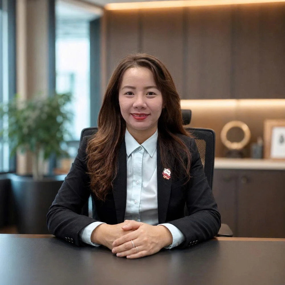 P1213_Chan trang_h1_TRAN AI HUYEN.jpg
