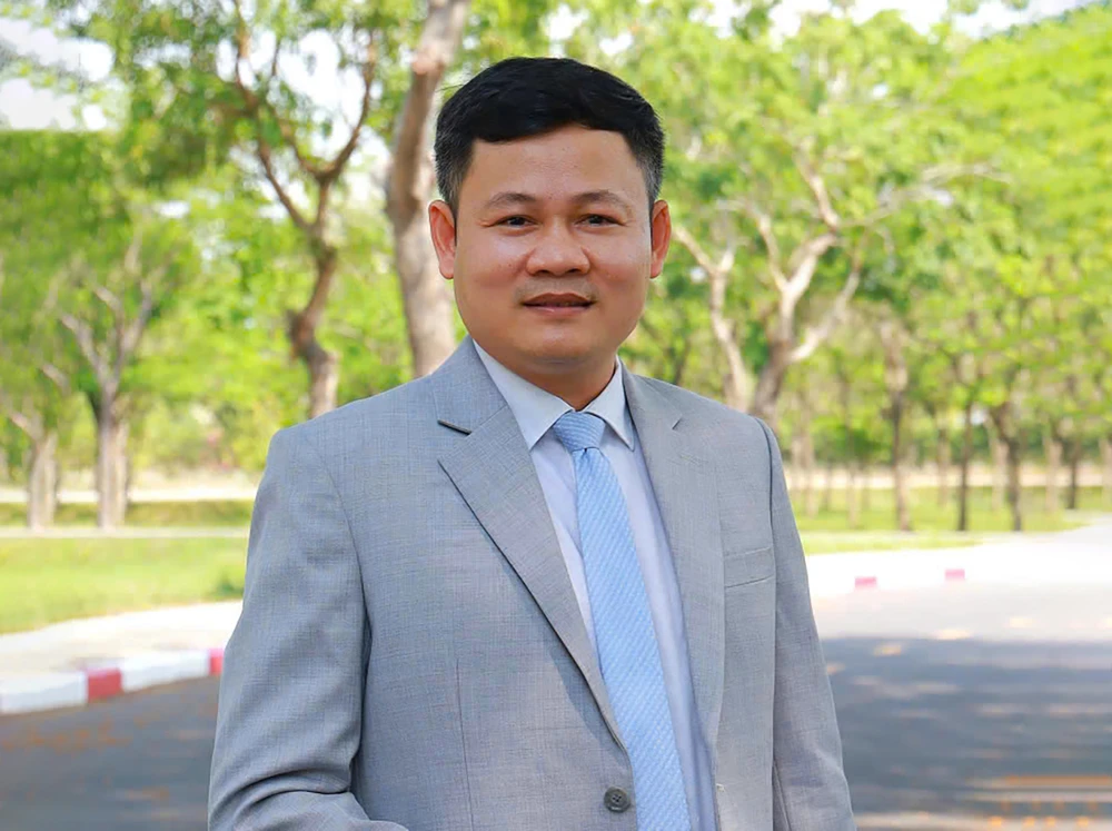 P4+5-Nguyen-Dinh-Thai.jpg