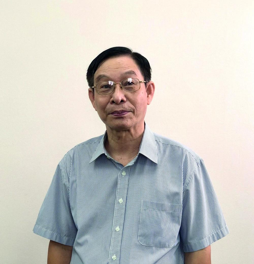 Luật sư Trần Xoa, chuyên gia thuế.jpg