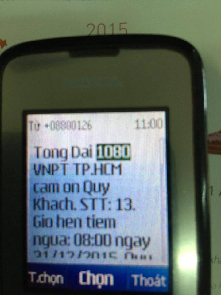 Kỷ lục: Bà mẹ dùng sáu cái điện thoại để đăng ký tiêm vaccine ảnh 4