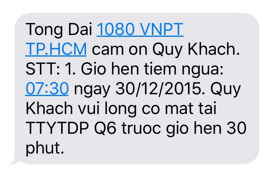 Kỷ lục: Bà mẹ dùng sáu cái điện thoại để đăng ký tiêm vaccine ảnh 1