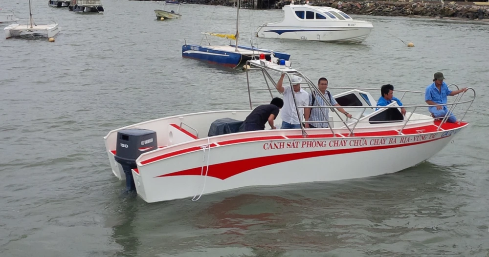 Bà Rịa-Vũng Tàu đề xuất đóng tàu cá bằng vật liệu mới ảnh 1