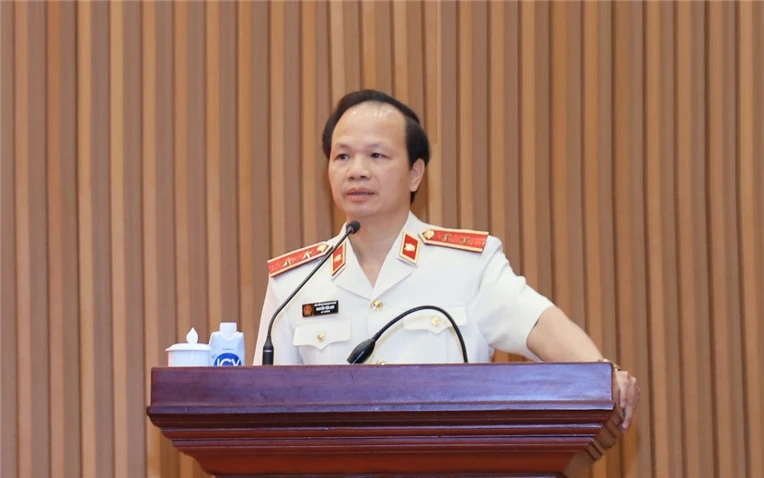 Ông Nguyễn Tiến Sơn, Vụ trưởng Vụ Kiểm sát việc giải quyết các vụ,việc dân sự, hôn nhân và gia đình phát biểu nhận nhiệm vụ. Ảnh: VKS