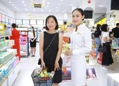 Cuối năm mỹ phẩm chính hãng AB Beauty World giảm còn nửa giá