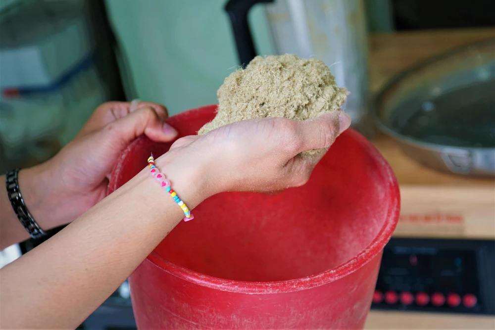 Xơ đã được xay nhuyễn. Xơ đã được xay nhuyễn.