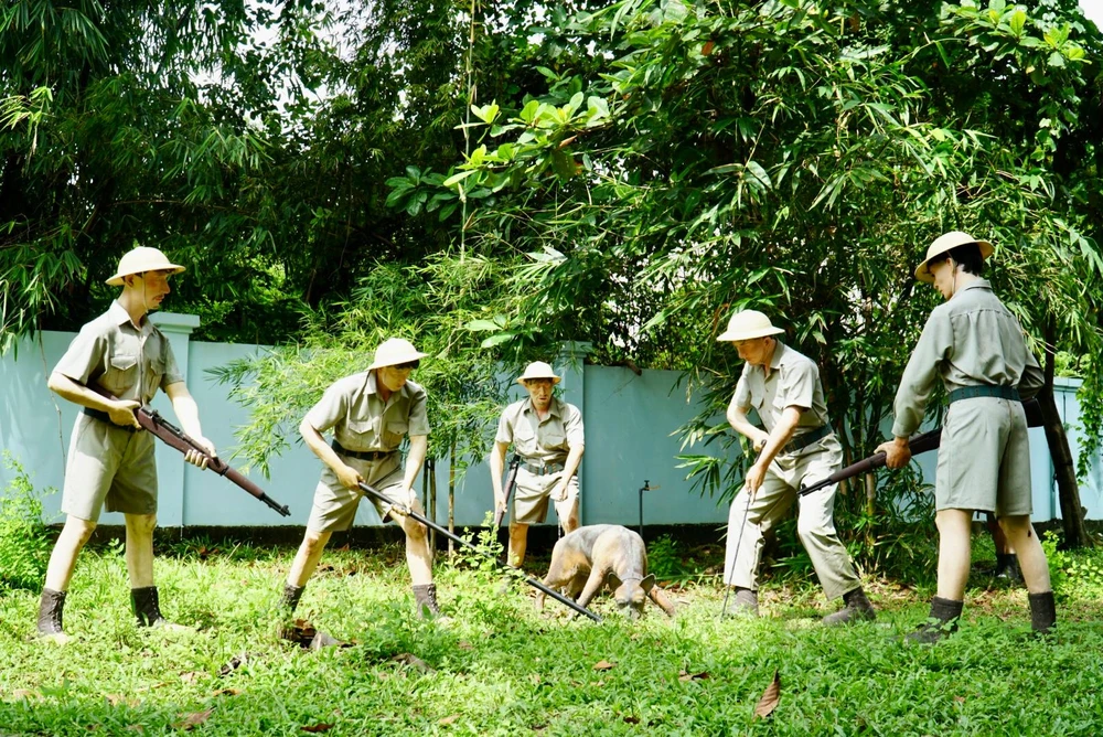 Các tiểu cảnh được Bí thư Thành ủy TP.HCM đề nghị giữ lại. Các tiểu cảnh được Bí thư Thành ủy TP.HCM đề nghị giữ lại.