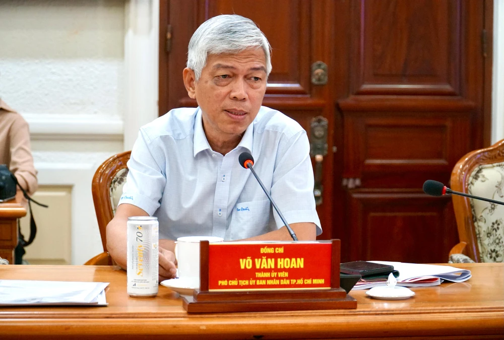 Phó Chủ tịch UBND TP.HCM Võ Văn Hoan phát biểu tại buổi giám sát. Ảnh: BẢO PHƯƠNG