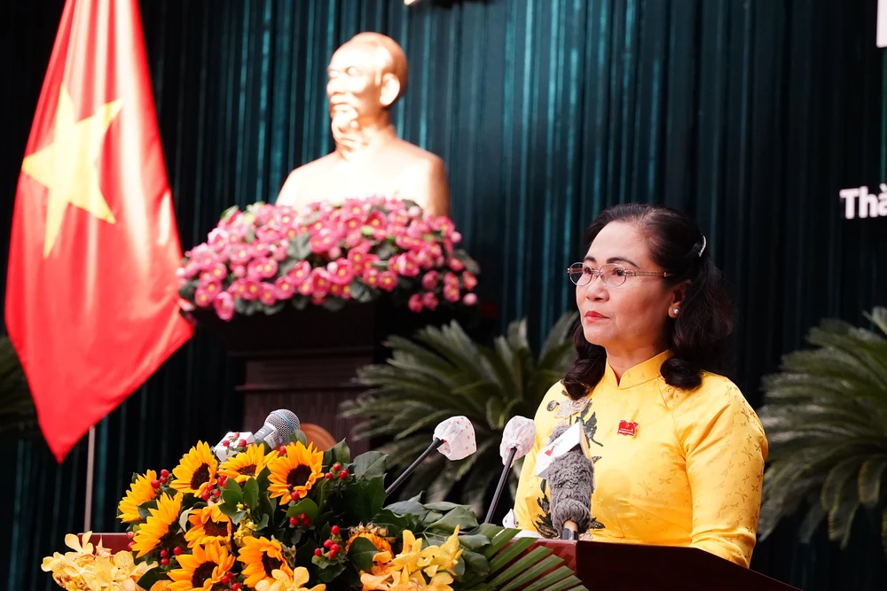 Chủ tịch HĐND TP.HCM Nguyễn Thị Lệ phát biểu bế mạc kỳ họp. Ảnh: BẢO PHƯƠNG Chủ tịch HĐND TP.HCM Nguyễn Thị Lệ phát biểu bế mạc kỳ họp. Ảnh: BẢO PHƯƠNG