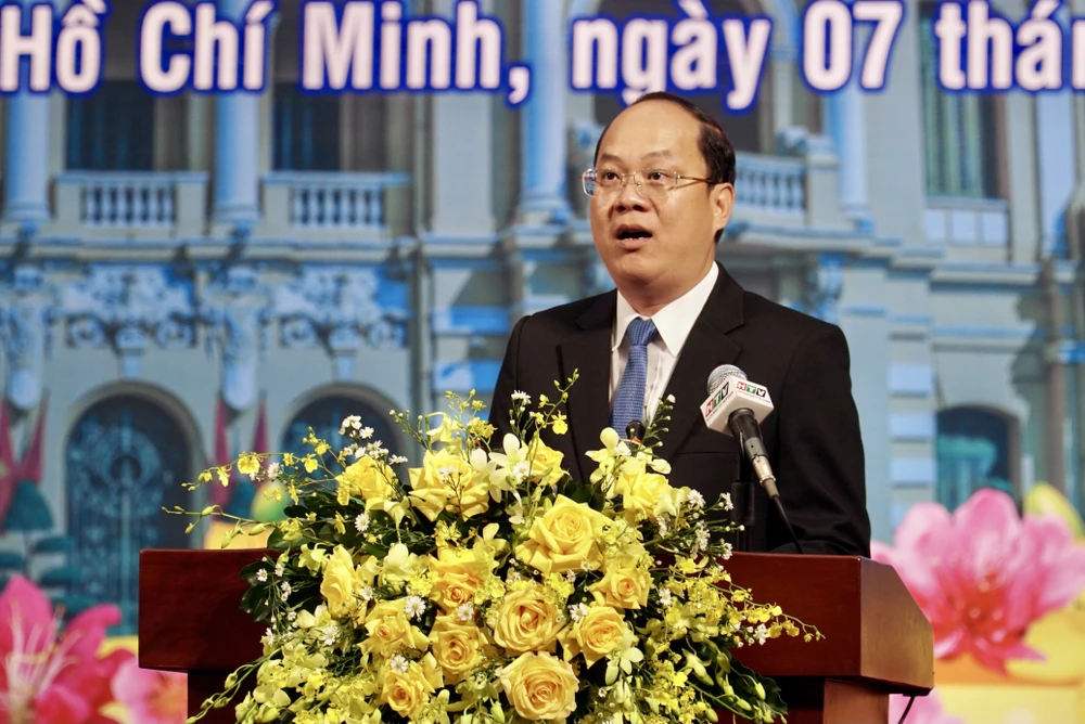 Phó Bí thư Thành ủy TP.HCM Nguyễn Hồ Hải phát biểu tại buổi gặp mặt. Ảnh: BẢO PHƯƠNG