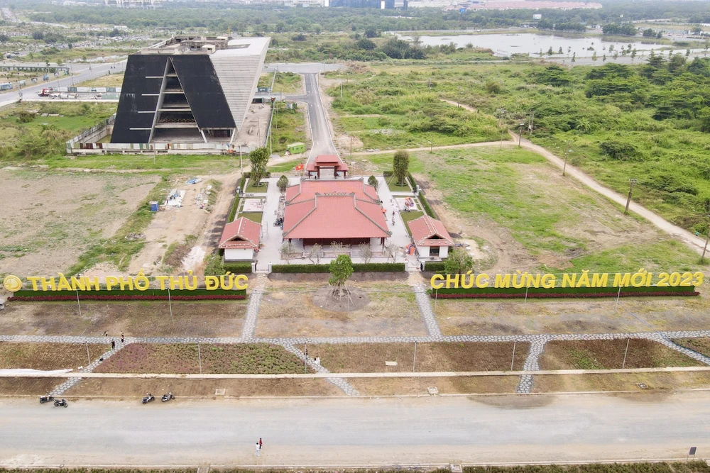 Đình An Khánh được phục dựng gần vị trí đình cũ, nằm sát đường Lương Định Của (cạnh Trung tâm triển lãm TP.HCM), phường An Khánh, TP Thủ Đức. Ảnh: BẢO PHƯƠNG